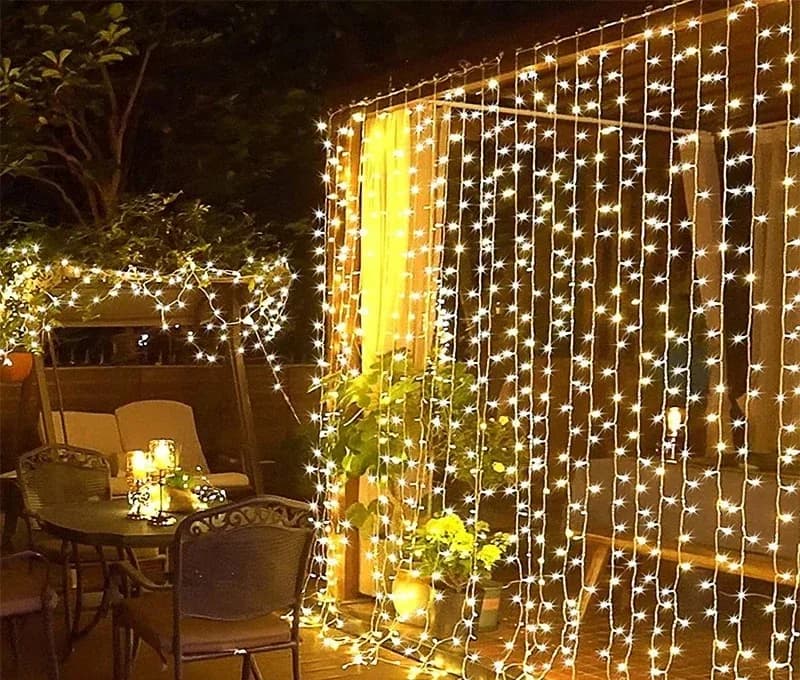 Cortina de LED 3 x 3 m com 300 luzes e 8 efeitos