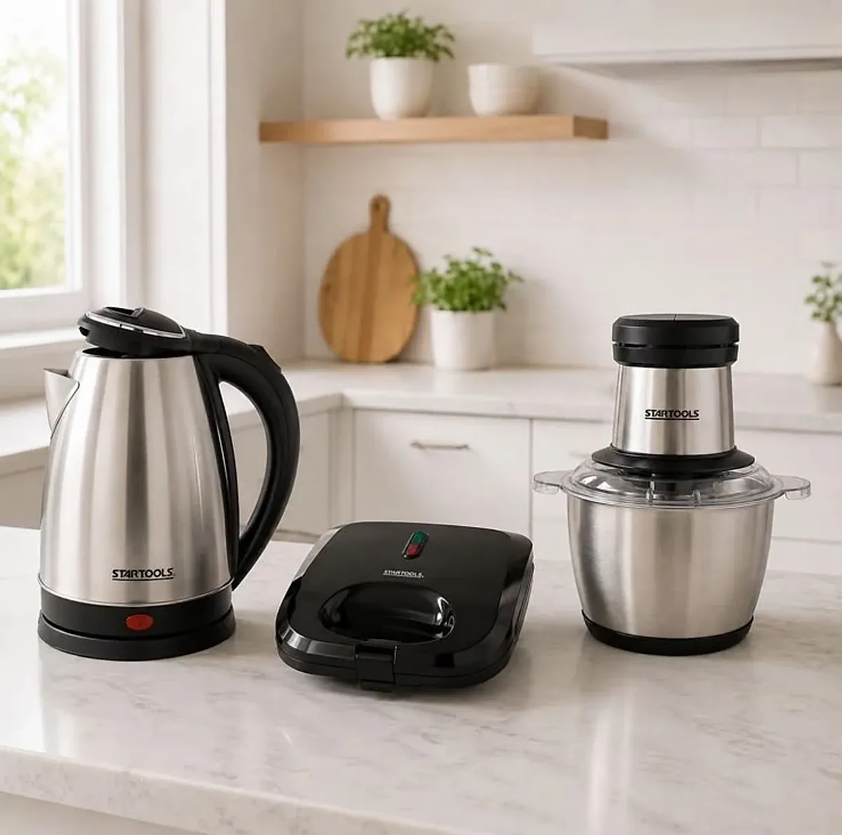 Kit cozinha 3 em 1 Startools: chaleira elétrica 2 L, processador 2 L e sanduicheira grill